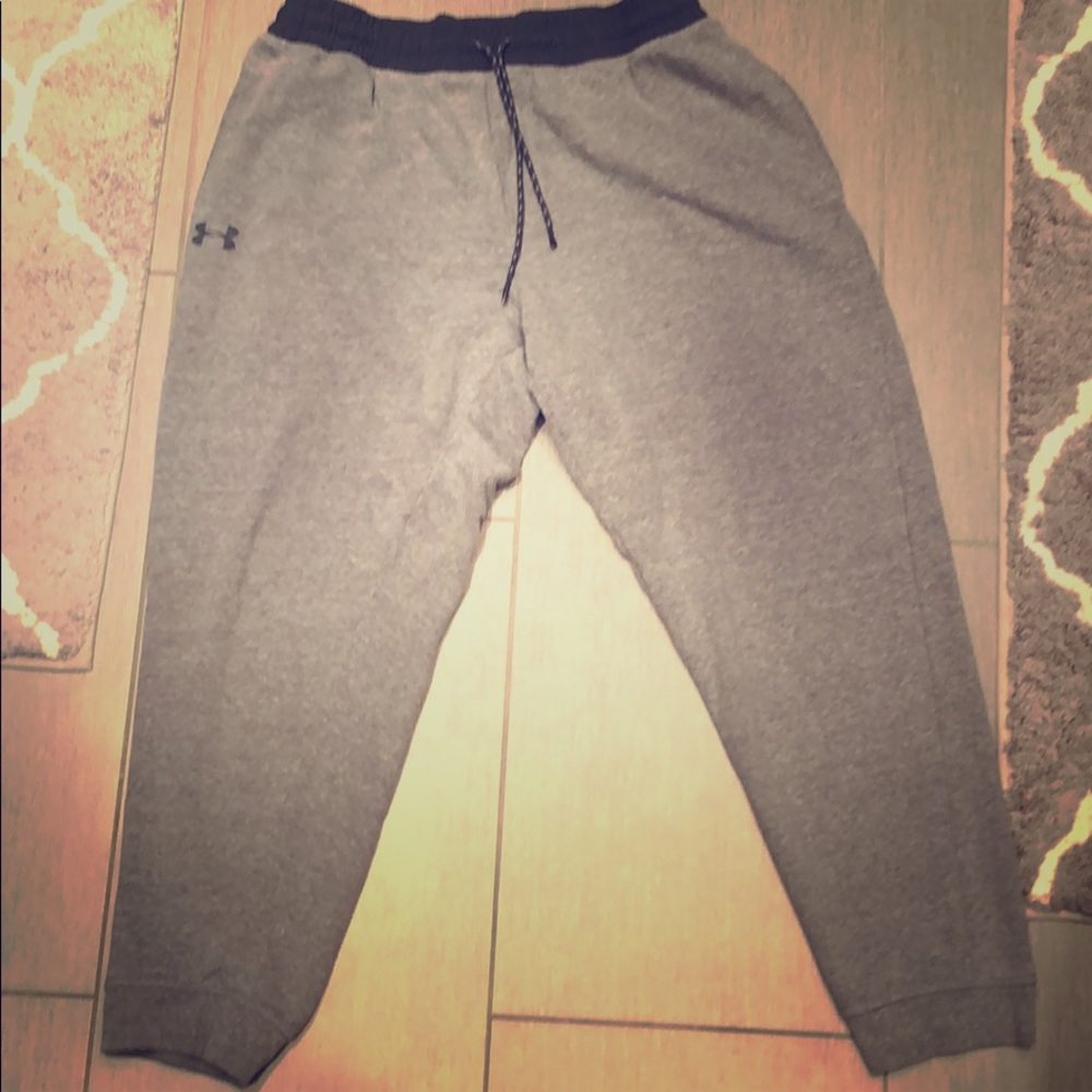 Under Armour jogger pants XL